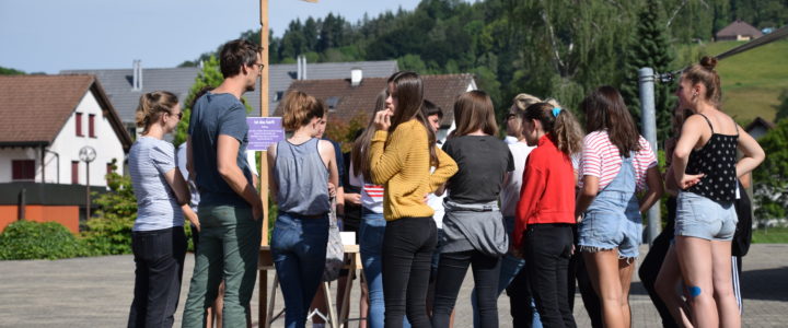 Aktion Frauenstreiktag an der Sekundarschule Neftenbach